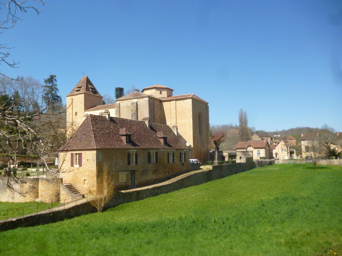 Bed & Breakfast Le Moulin Neuf Saint-Alvere Exterior photo