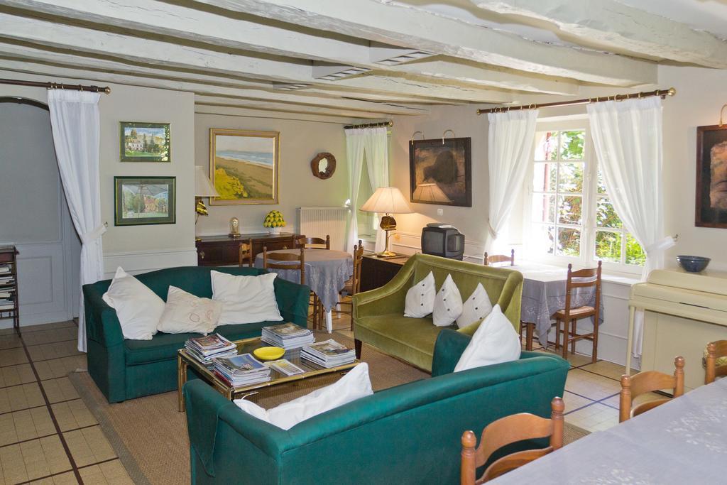 Bed & Breakfast Le Moulin Neuf Saint-Alvere Exterior photo
